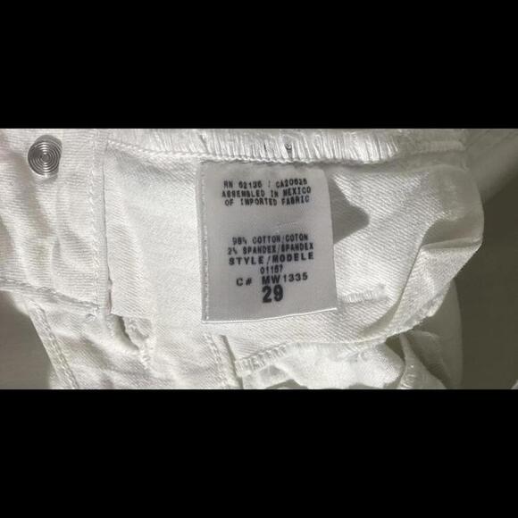 Guess Women's Stylish‎ White Boot Cut Stretch Jeans Size 29/US Size 8 - Picture 10 of 17